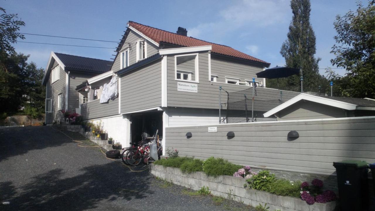 Nevervally B&B Grimstad  Exterior foto